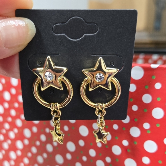 Gold Star Dangle Earrings - Picture 3 of 8